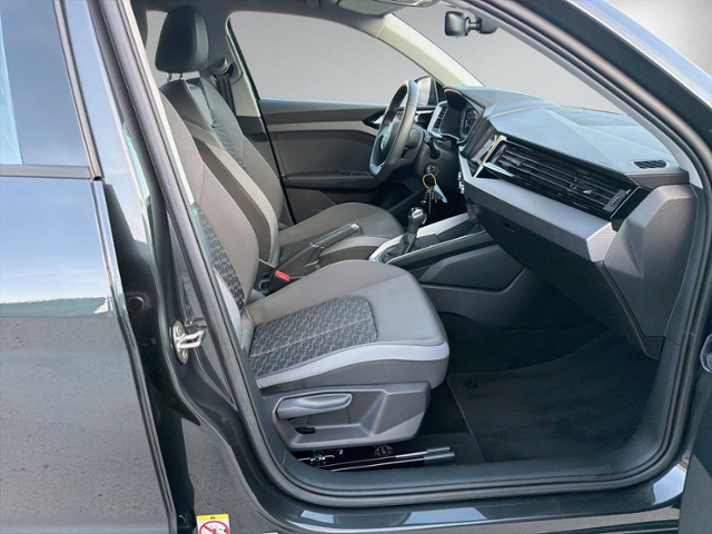 A1 30 Sportback 1.0 TFSI DSG LED+KAMERA+SIHZ+PDC