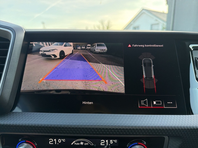 A1 30 Sportback 1.0 TFSI DSG LED+KAMERA+SIHZ+PDC