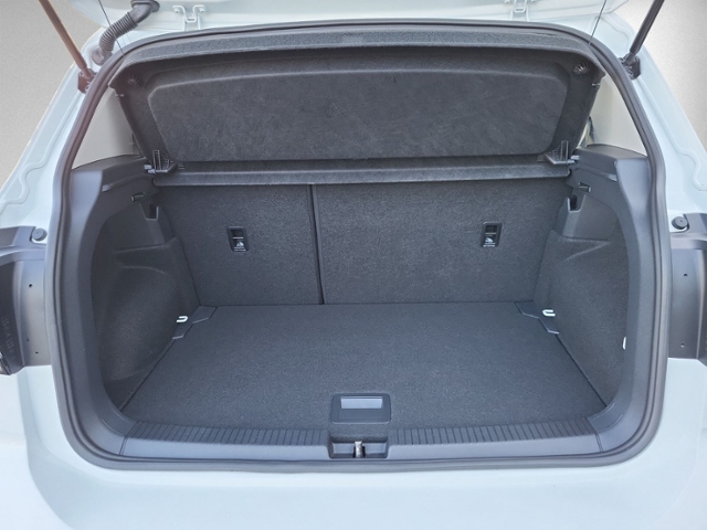 T-Cross 1.0 TSI DSG STYLE IQ.LIGHT+KAMERA+NAVI.+