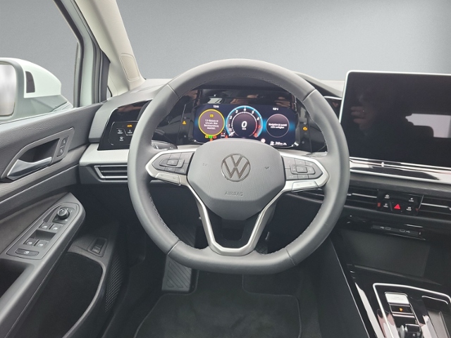 Golf VIII Variant 1.5 eTSI DSG Style 5-J-GAR+360