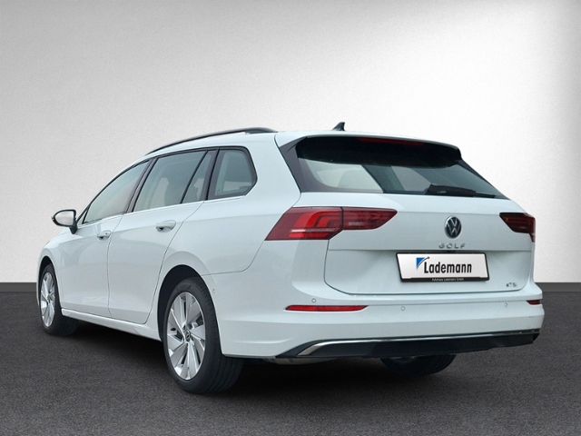 Golf VIII Variant 1.5 eTSI DSG Style 5-J-GAR+360