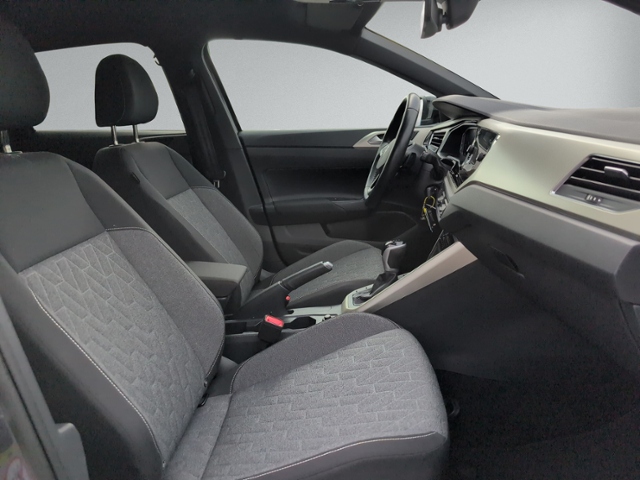 Taigo 1.5 TSI DSG MOVE AHK+NAVI+IQ.LIGHT+ACC+SHZ