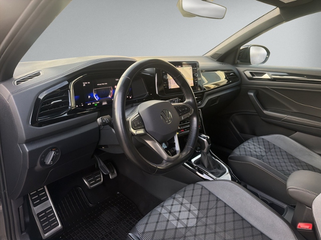 T-Roc 1.5 TSI DSG R-LINE AHK+RFK+NAVI.+IQ.LIGHT+