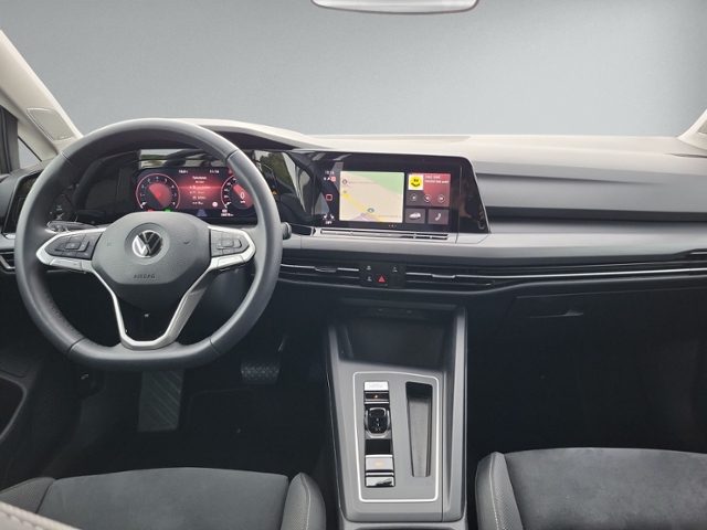 Golf VIII 2.0 TSI DSG STYLE IQ.LIGHT+NAVI+HEAD-U