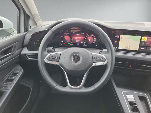 Golf VIII 2.0 TSI DSG STYLE IQ.LIGHT+NAVI+HEAD-U
