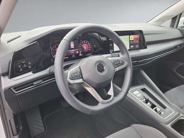 Golf VIII 2.0 TSI DSG STYLE IQ.LIGHT+NAVI+HEAD-U