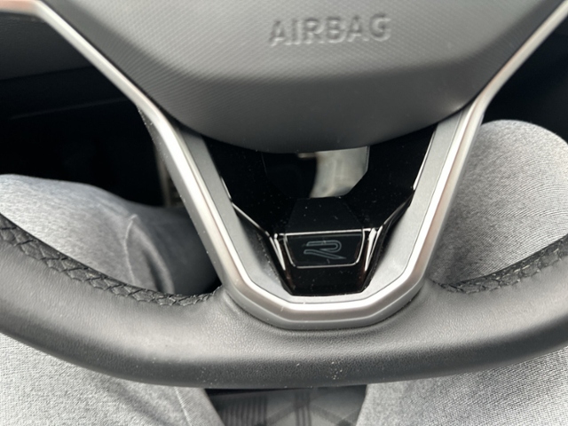 T-Roc 2.0 TSI R-LINE ALLRAD PANO+MATRIX+RFK+eHEC