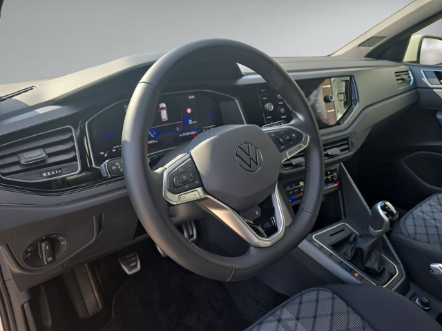 Polo R-LINE 1.0 TSI IQ.Light+ACC+PARKHILFE+SITZH