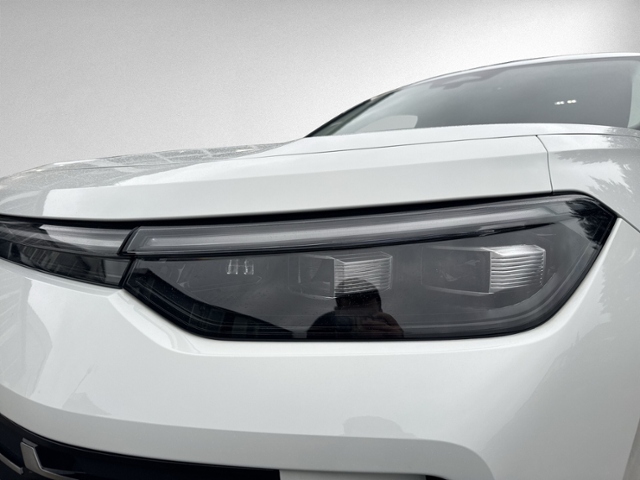 Tayron 1.5 eTSI DSG Elegance 7-SITZER+AHK+KAMERA