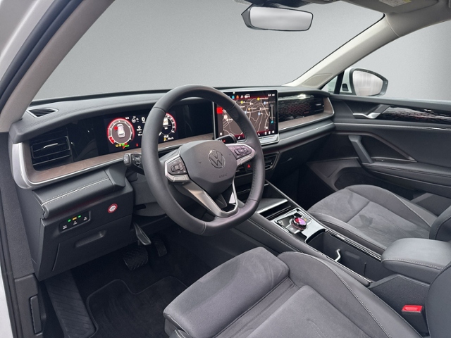 Tayron 1.5 eTSI DSG Elegance 7-SITZER+AHK+KAMERA