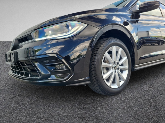 Polo 1.0 TSI DSG R-LINE RFK+IQ.LIGHT+ACC+5J-GARA