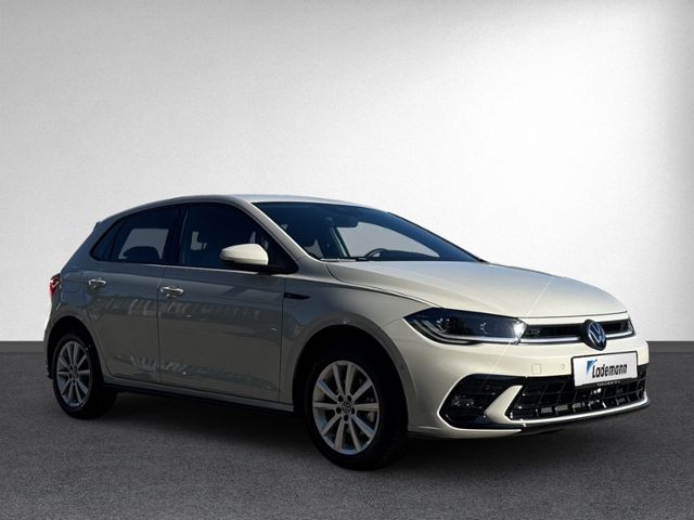 Polo 1.0 TSI DSG R-LINE RFK+IQ.LIGHT+ACC+5J-GARA