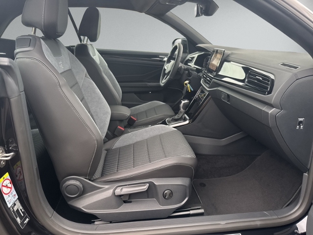 T-Roc Cabriolet 1.5 TSI DSG R-LINE AHK+RFK+IQ.LI