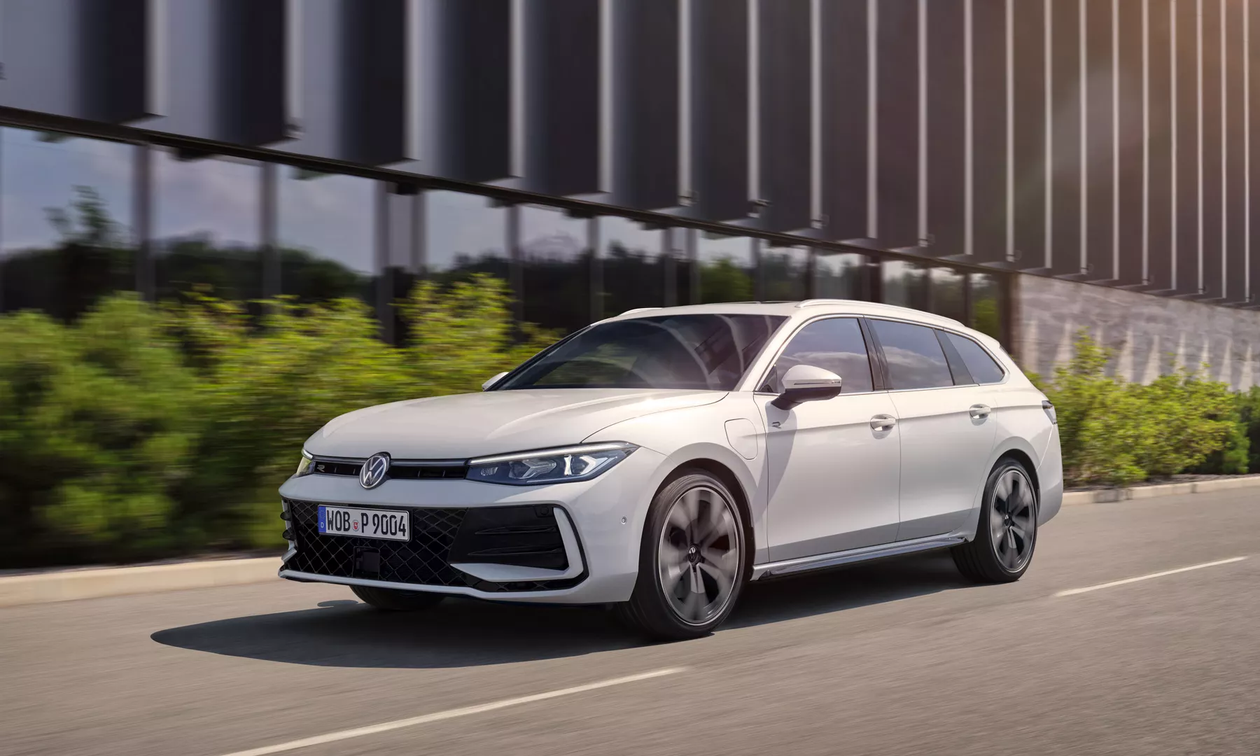 VW Passat eHybrid Seitenansicht